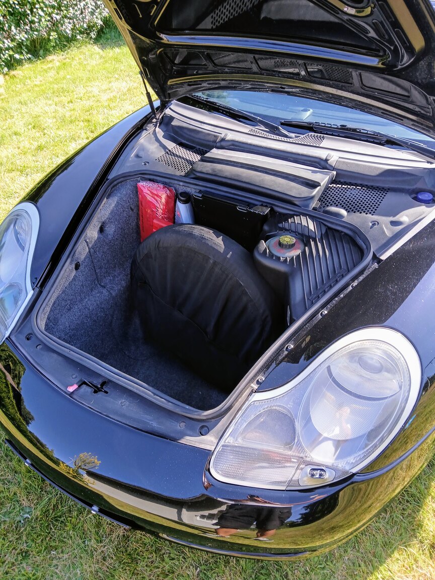 Innenraumfoto von 1999 Porsche Boxster