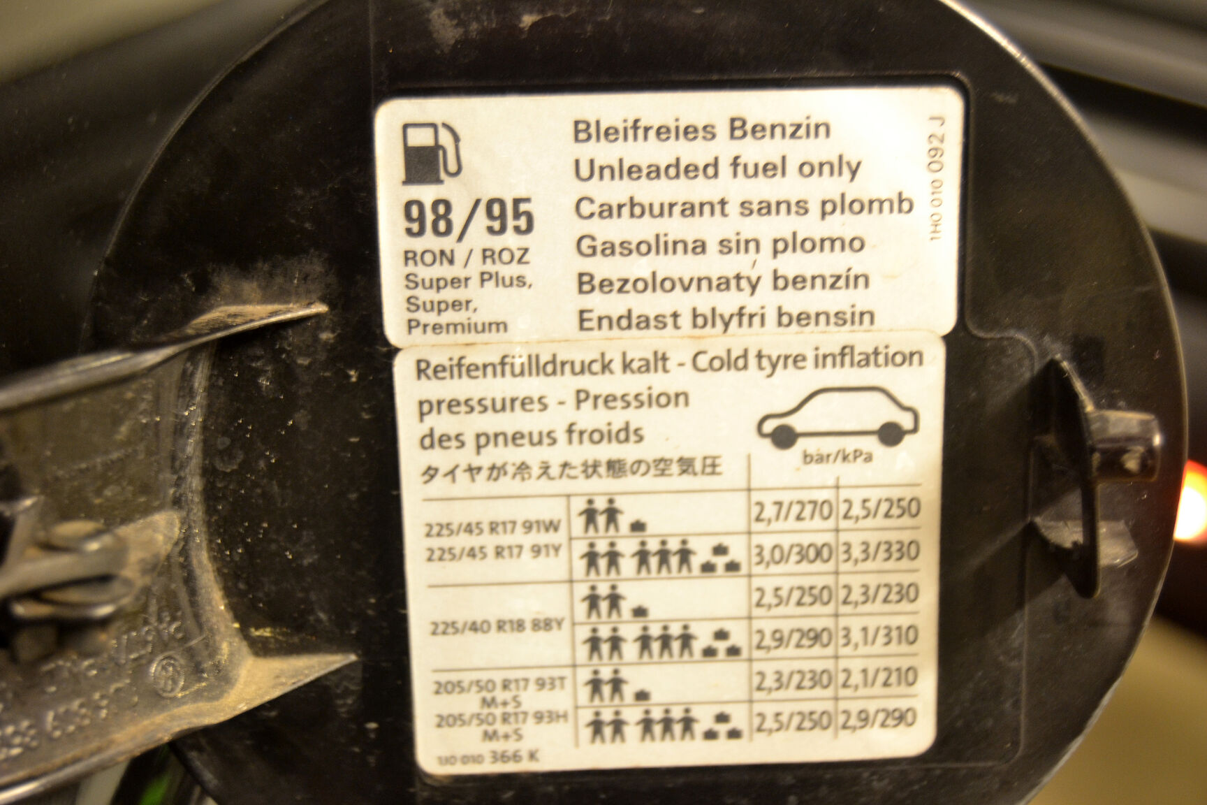 Image of 2003 Volkswagen Golf R32 MK4 (5) mechanics