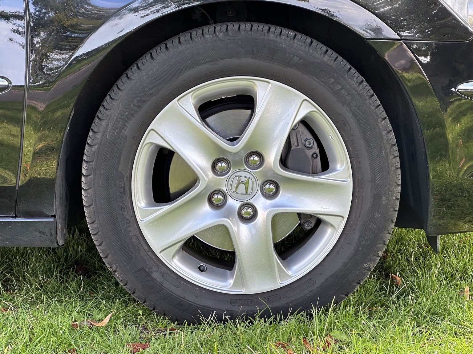 Exteriörbild på 2007 Honda Legend (51)