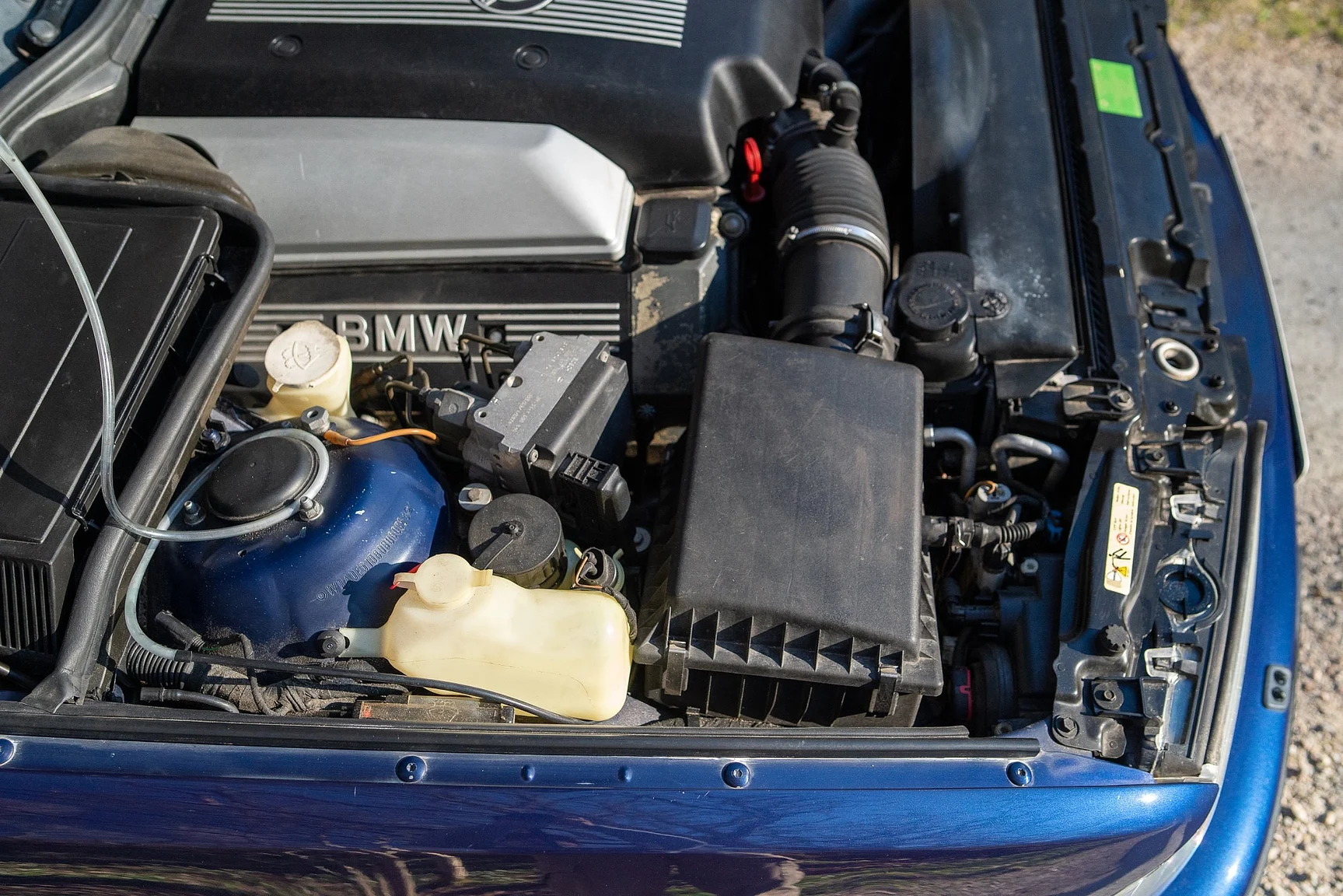 Image of 1996 BMW 540iA (15) mechanics