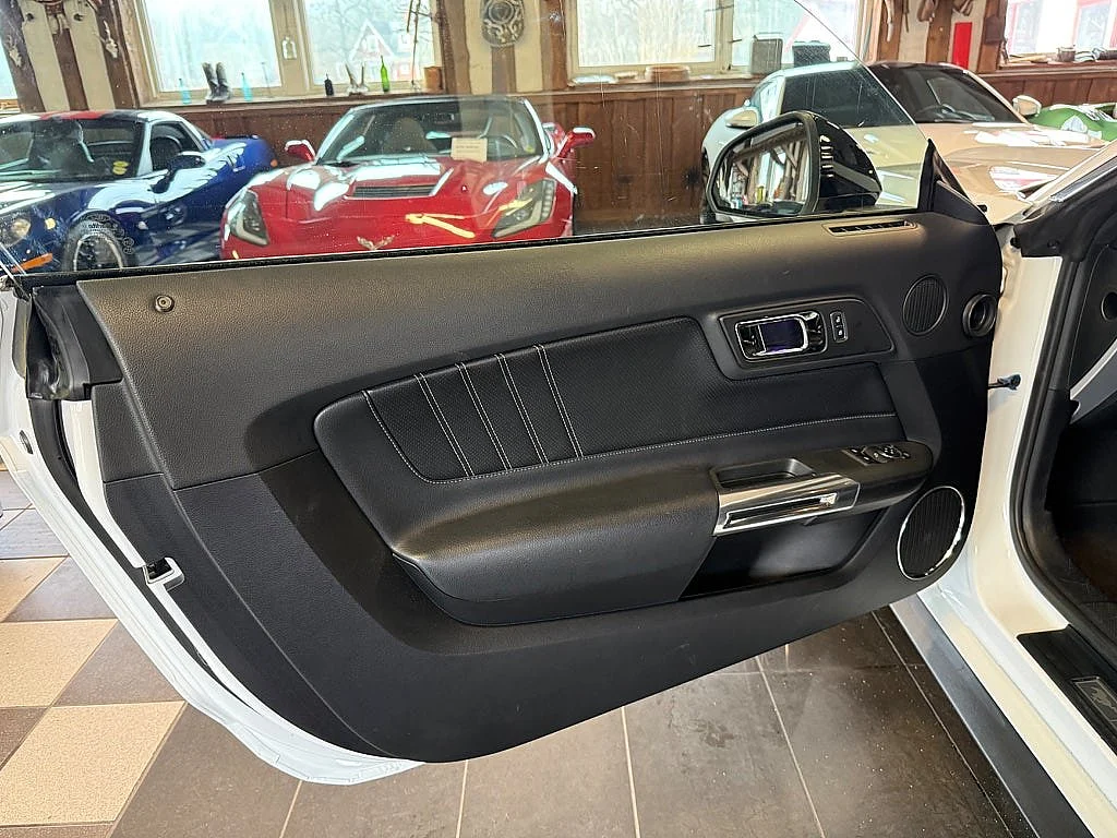 Bild von 2016 Ford Mustang (21)