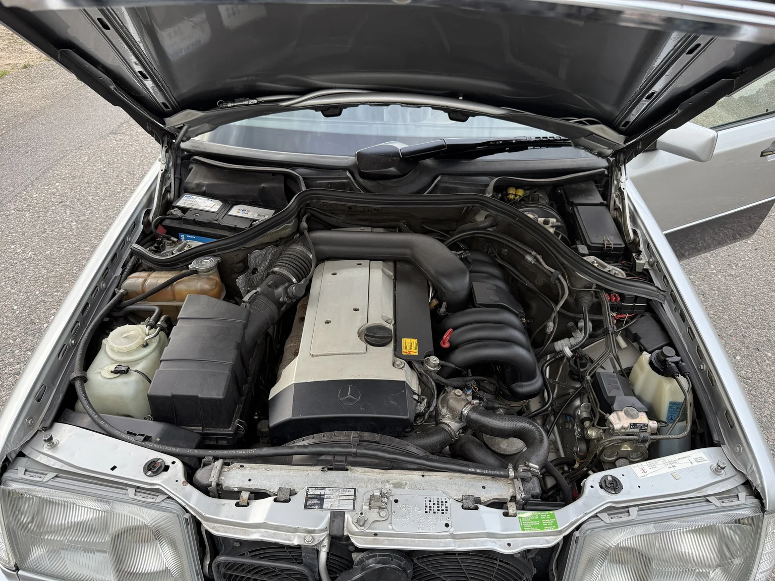 Image of 1994 Mercedes-Benz E 320 T mechanics (2)