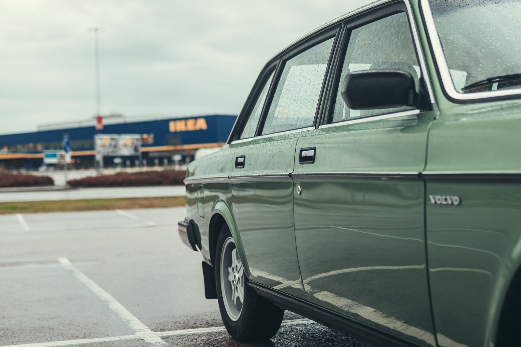 Exterior image of 1981 Volvo 244