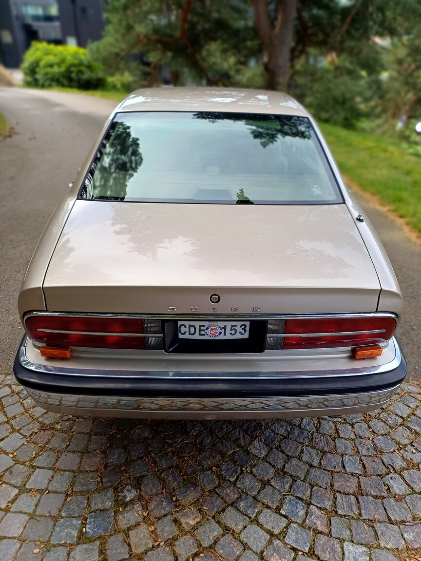 Aussenfoto 1992 Buick Park Avenue