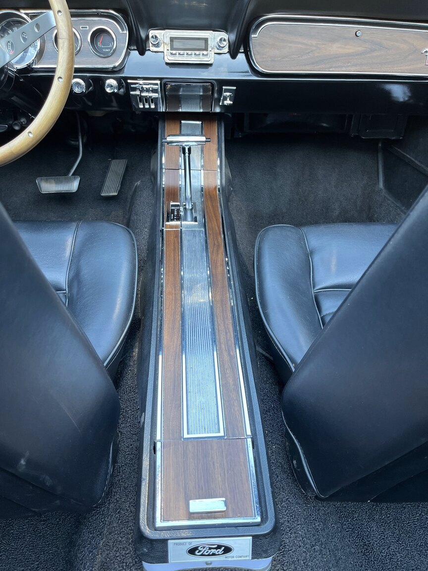 Interiörbild 1966 Ford Mustang Cabriolet 289cui