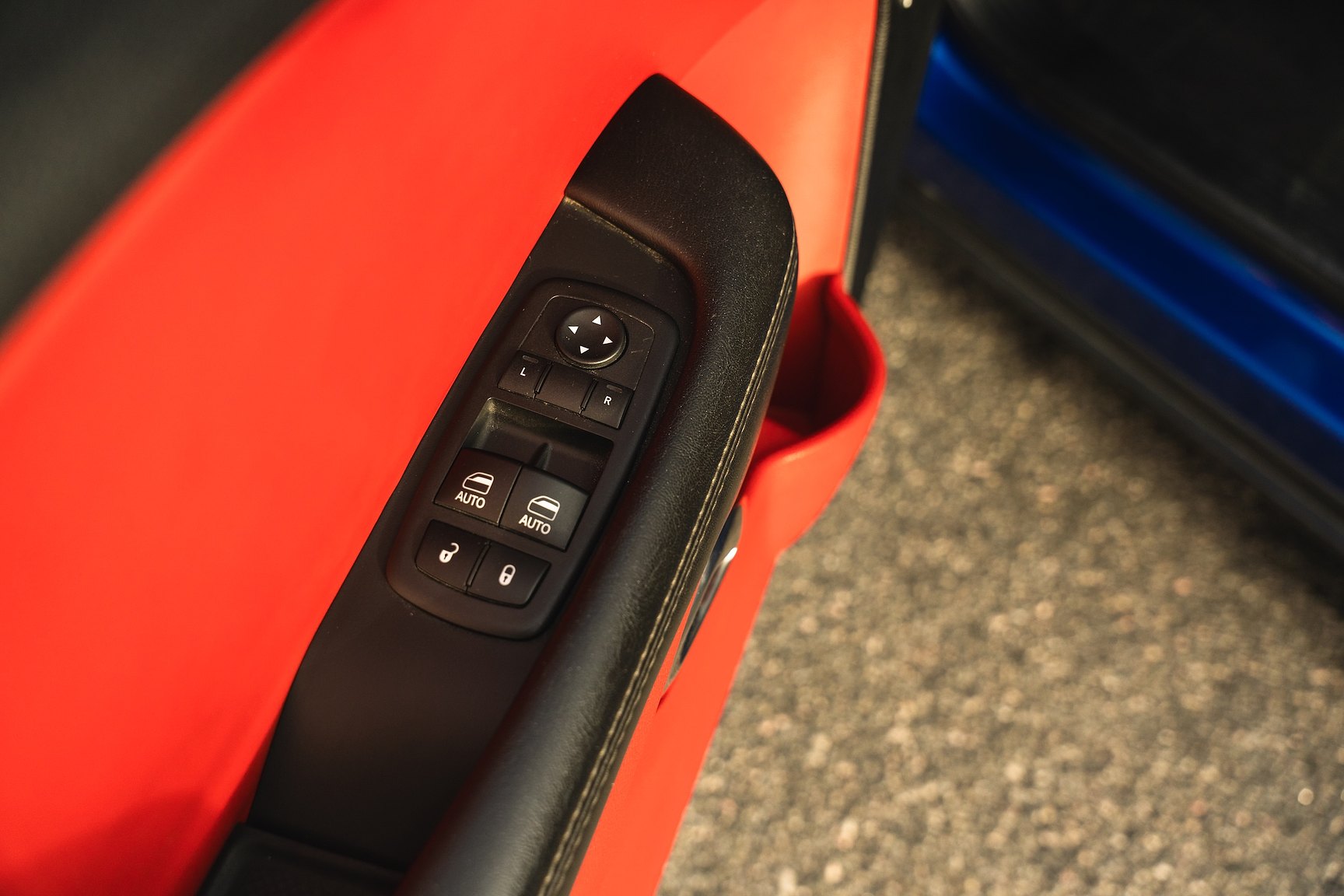 Interior image of 2018 Dodge Challenger R/T 392
