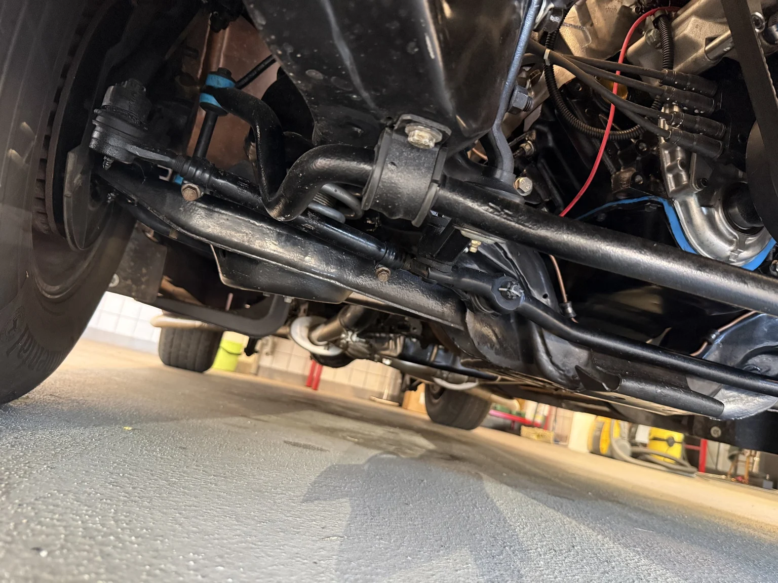 Image of 1956 Ford F-100 Restomod mechanics (33)