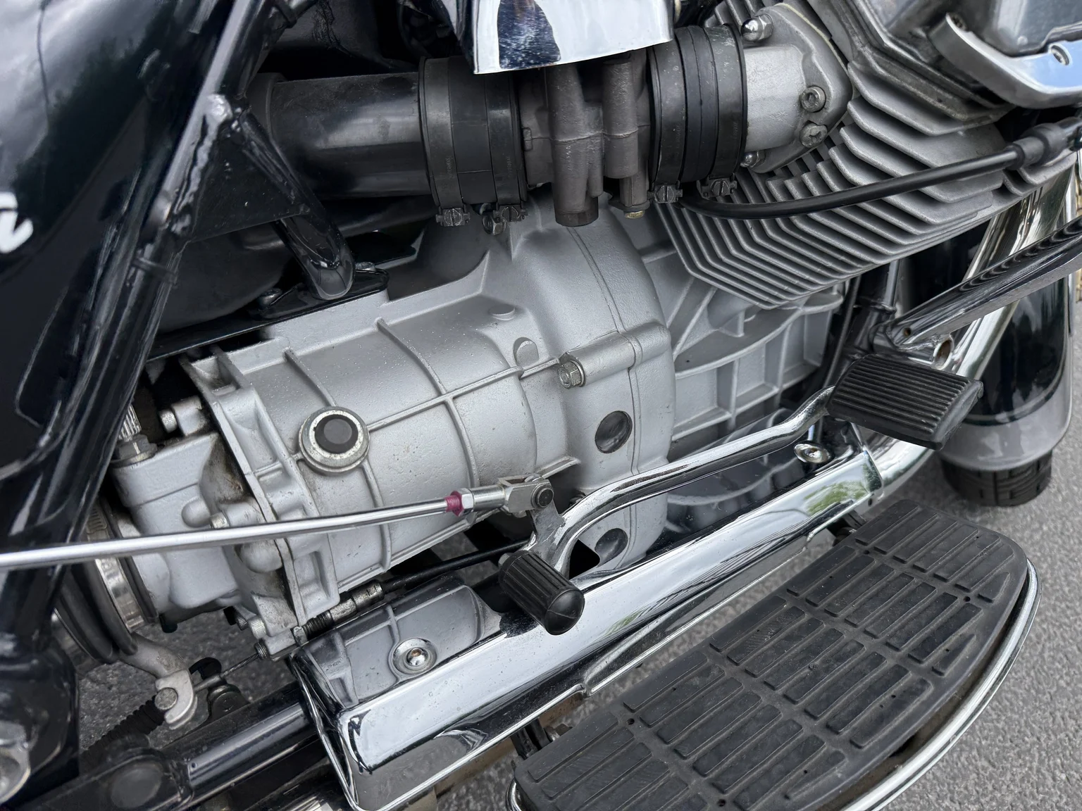 Image of 2001 Moto Guzzi California EV mechanics (4)