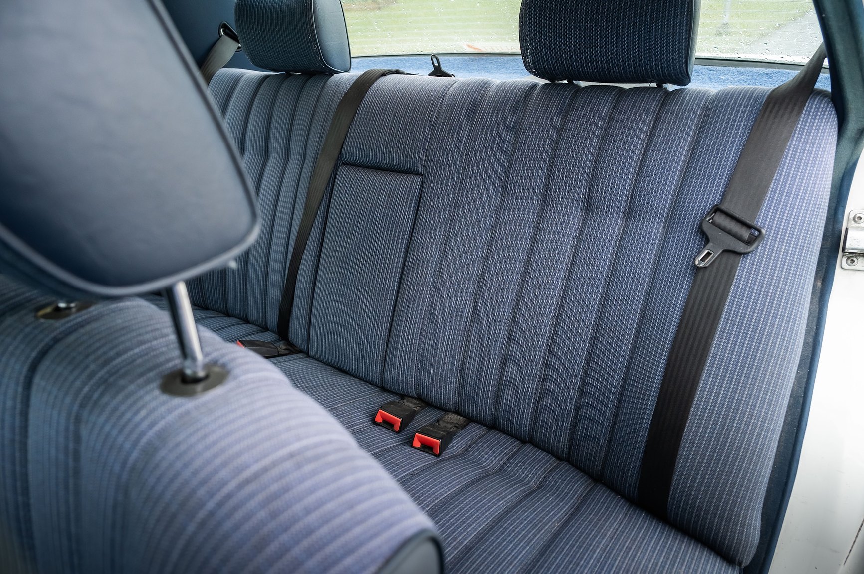 Innenraumfoto von 1985 Mercedes-Benz 200 Automatic