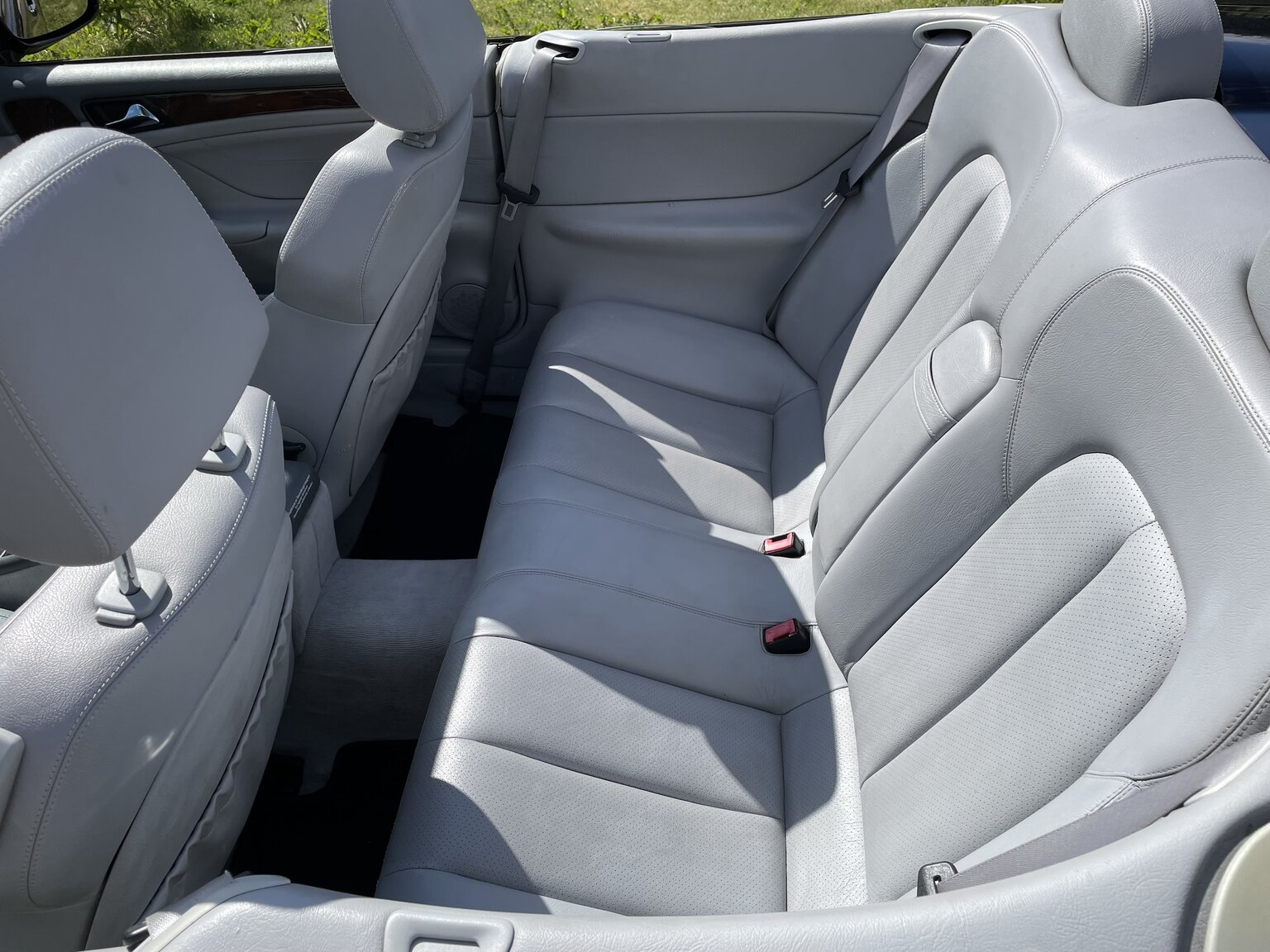 Interiörbild 2001 Mercedes-Benz CLK 230 Kompressor