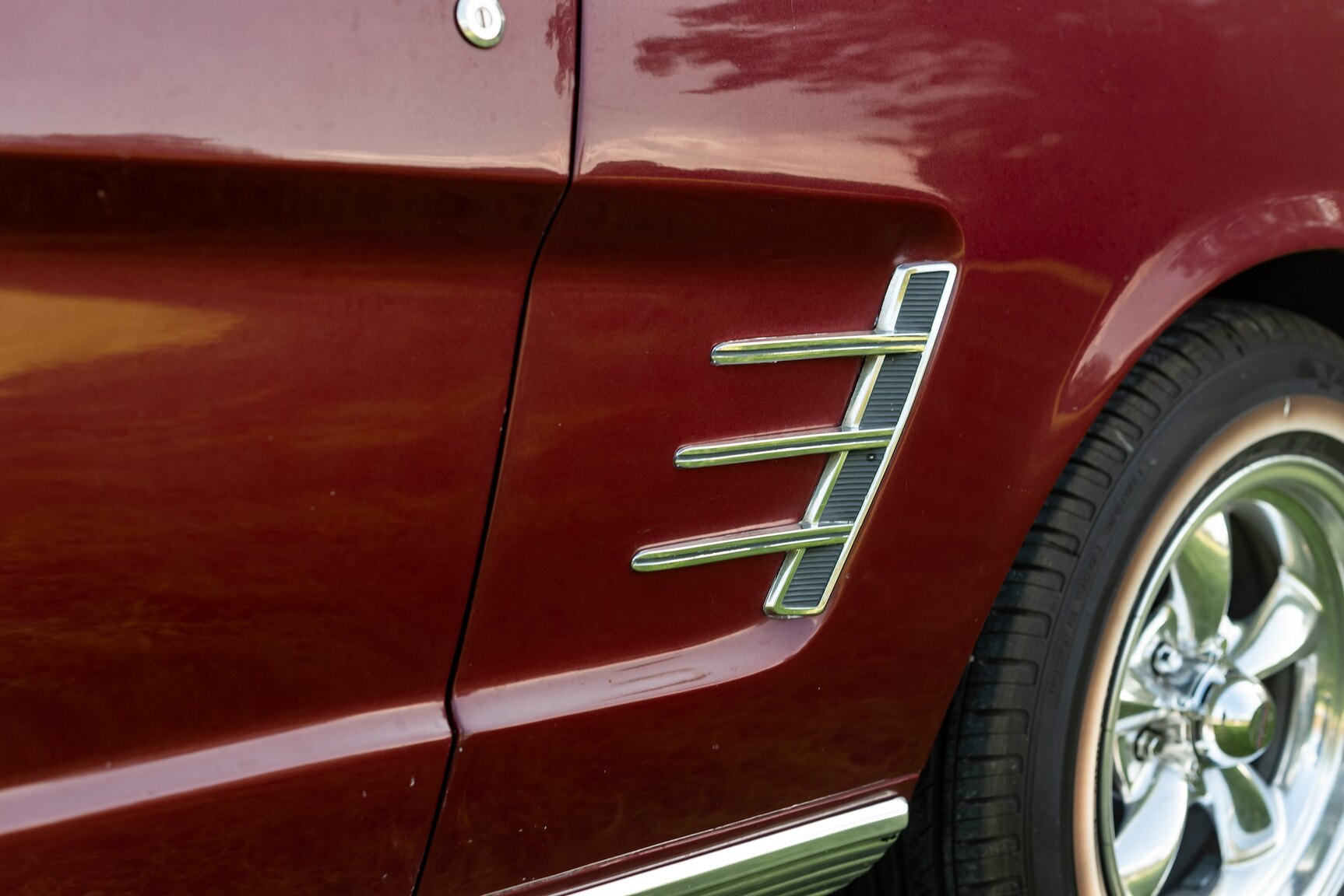 Exteriörbild på 1966 Ford Mustang Convertible