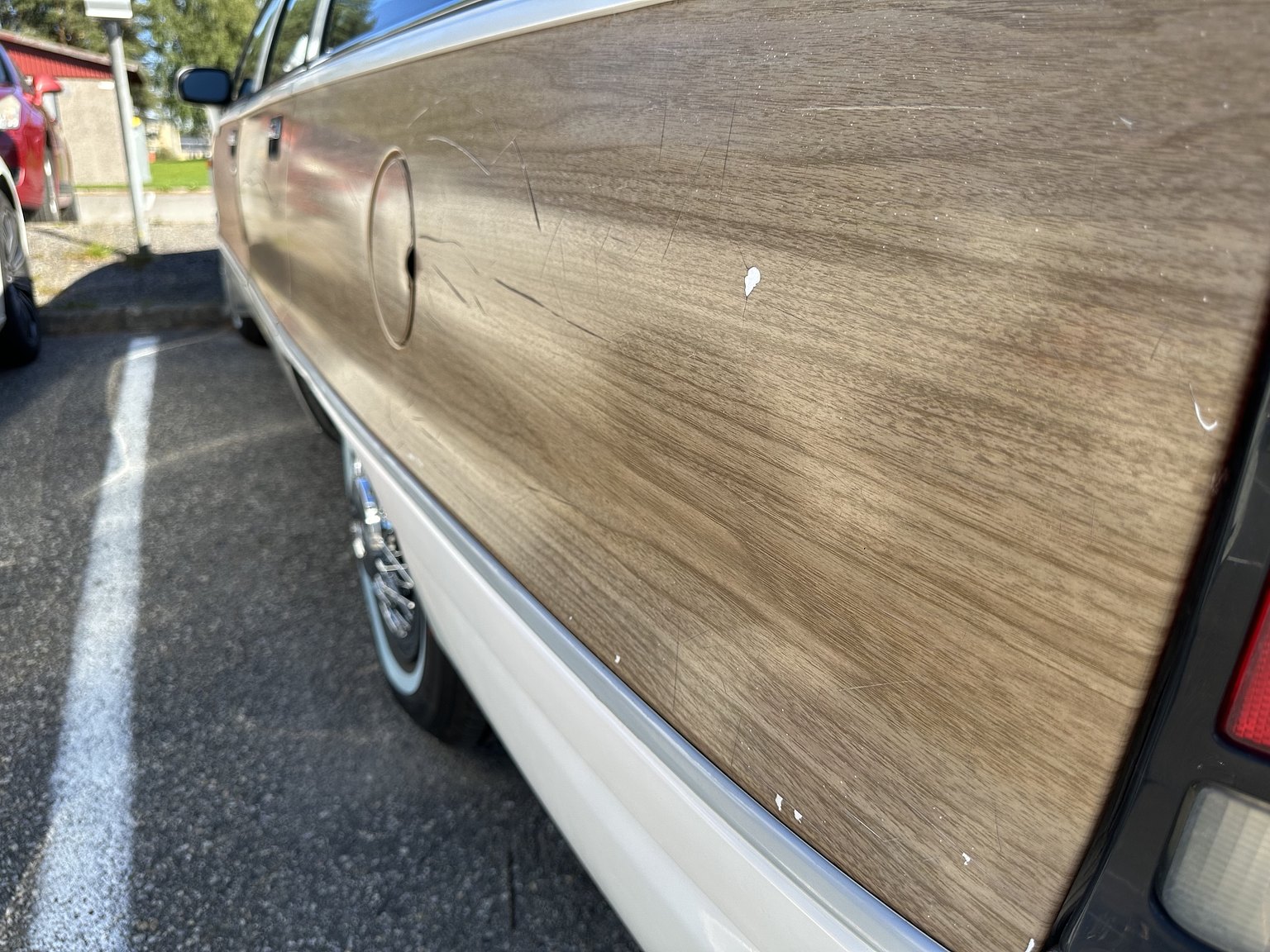 Exterior image of 1993 Chevrolet Caprice Classic Wagon 5.7 V8 