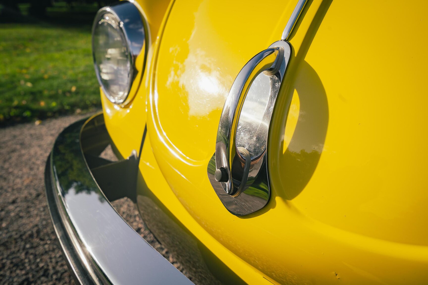 Aussenfoto 1973 Volkswagen Bubbla Karmann 1303 LS (20)