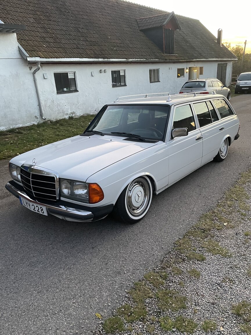 Aussenfoto 1983 Mercedes-Benz 300 TDT