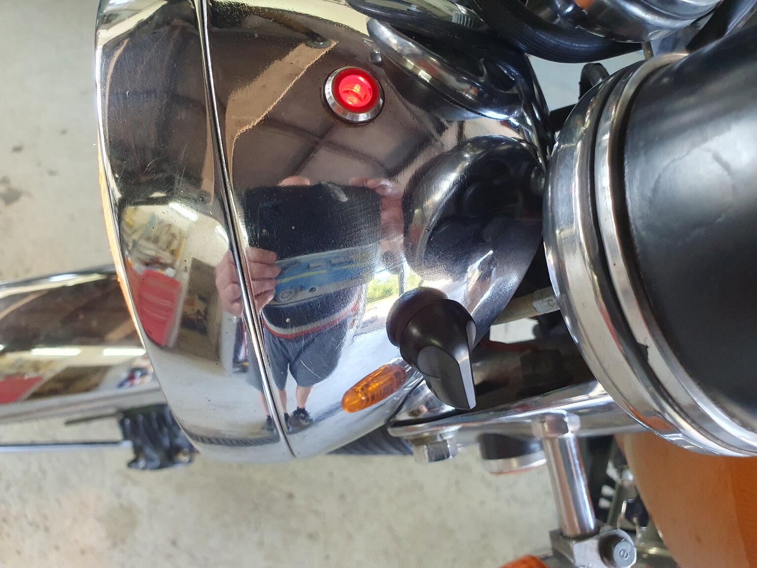 Exterior image of 1971 Honda CB 450 DOHC K3