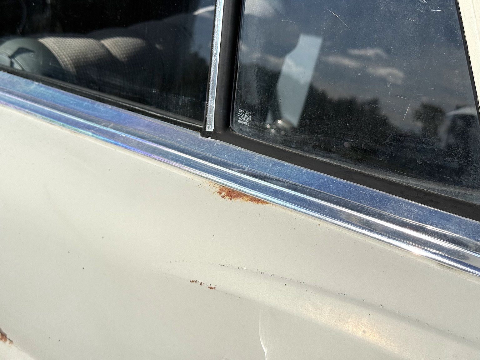 Exteriörbild på 1967 Mercedes-Benz 200