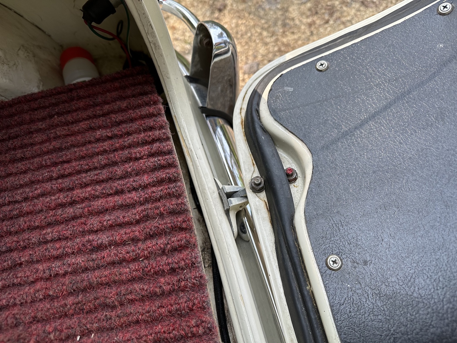 Interior image of 1966 BMC Cooper (43)