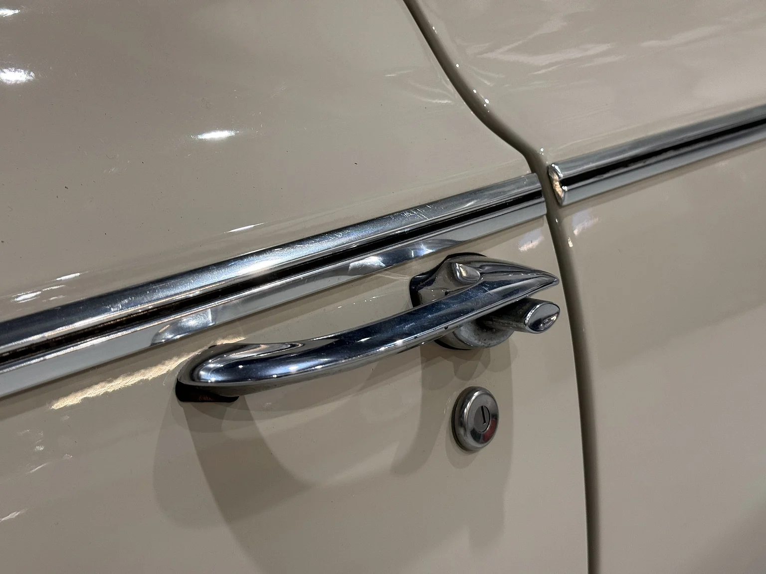 Exteriörbild på 1964 Oldsmobile Cutlass Convertible (69)