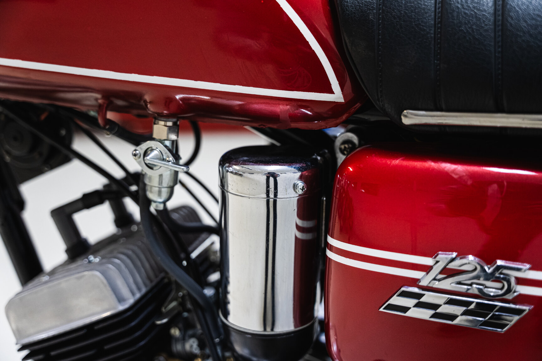 Image of 1970 Yamaha AS2C mechanics