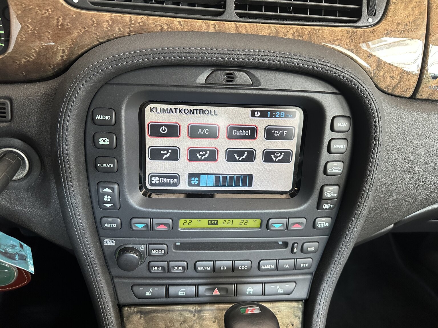 Interior image of 2003 Jaguar S-Type R