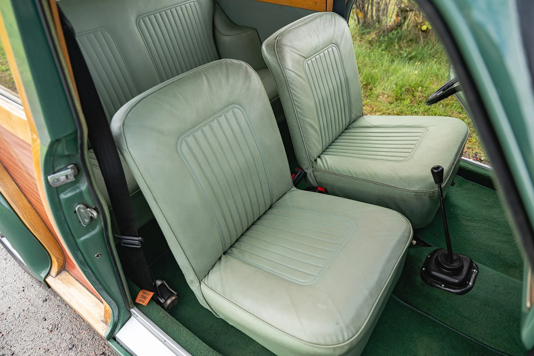 Interior image of 1968 Morris Minor Traveller (5)