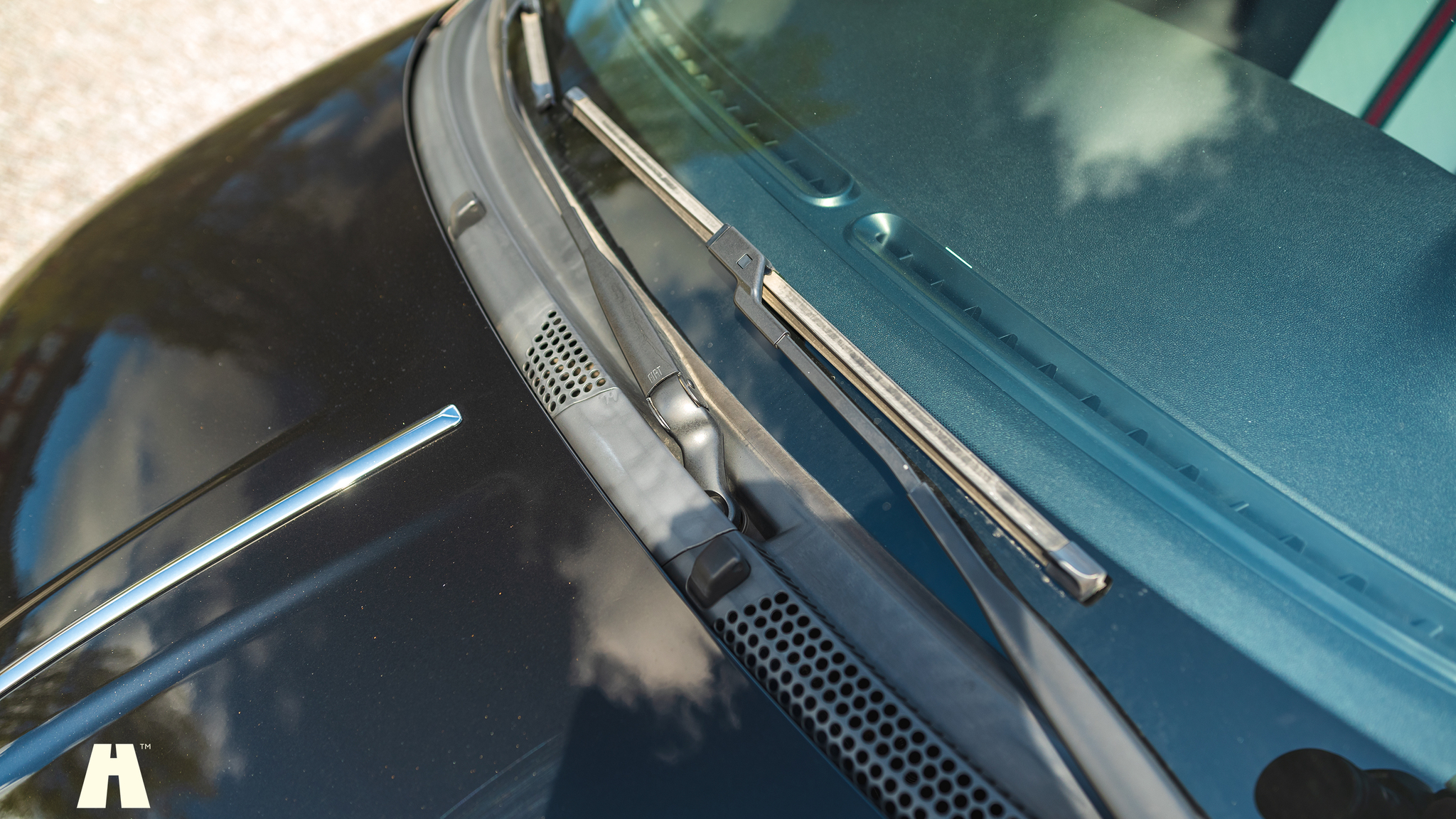 Exterior image of 2012 FIAT 500 GUCCI