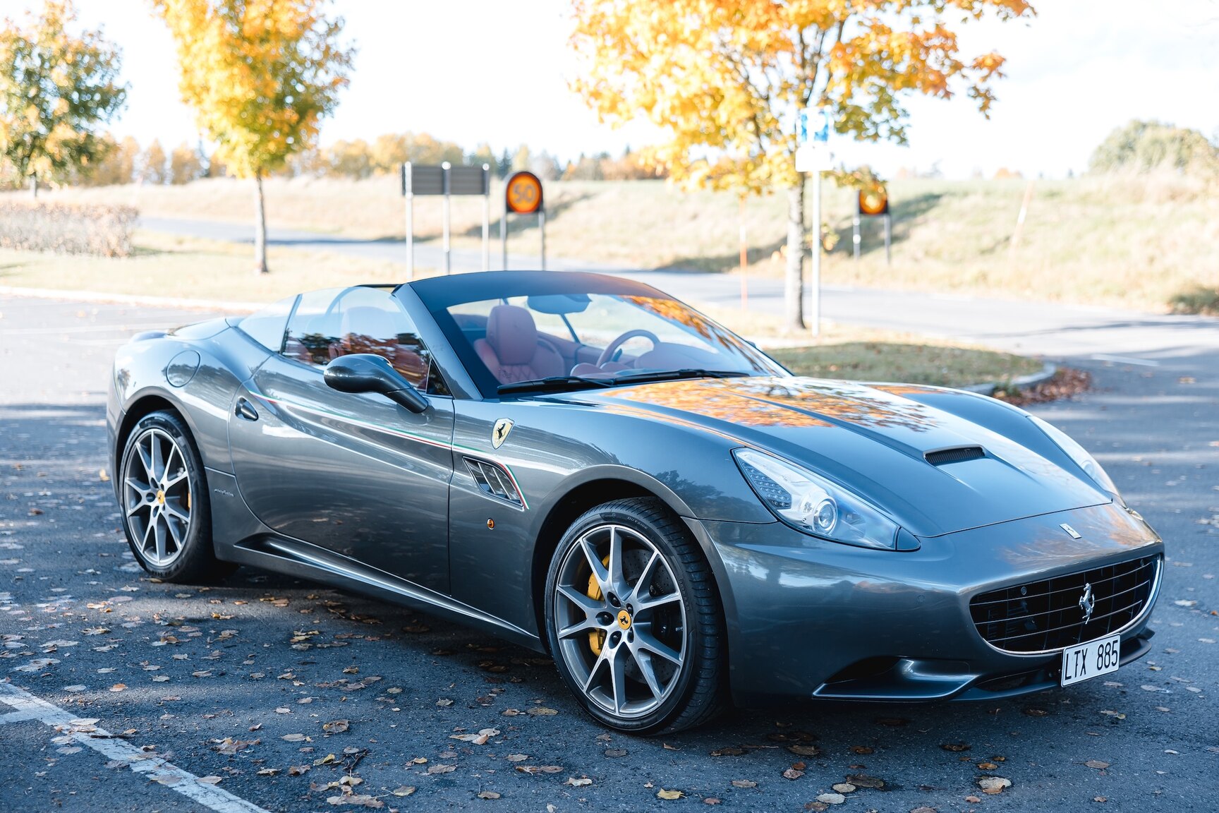 Exterior image of 2011 Ferrari California 