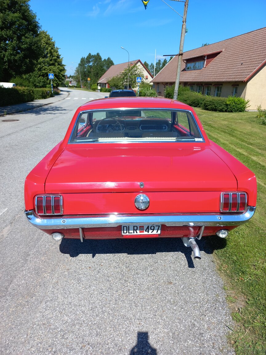 Exterior image of 1966 Ford Mustang Hardtop 3.3 