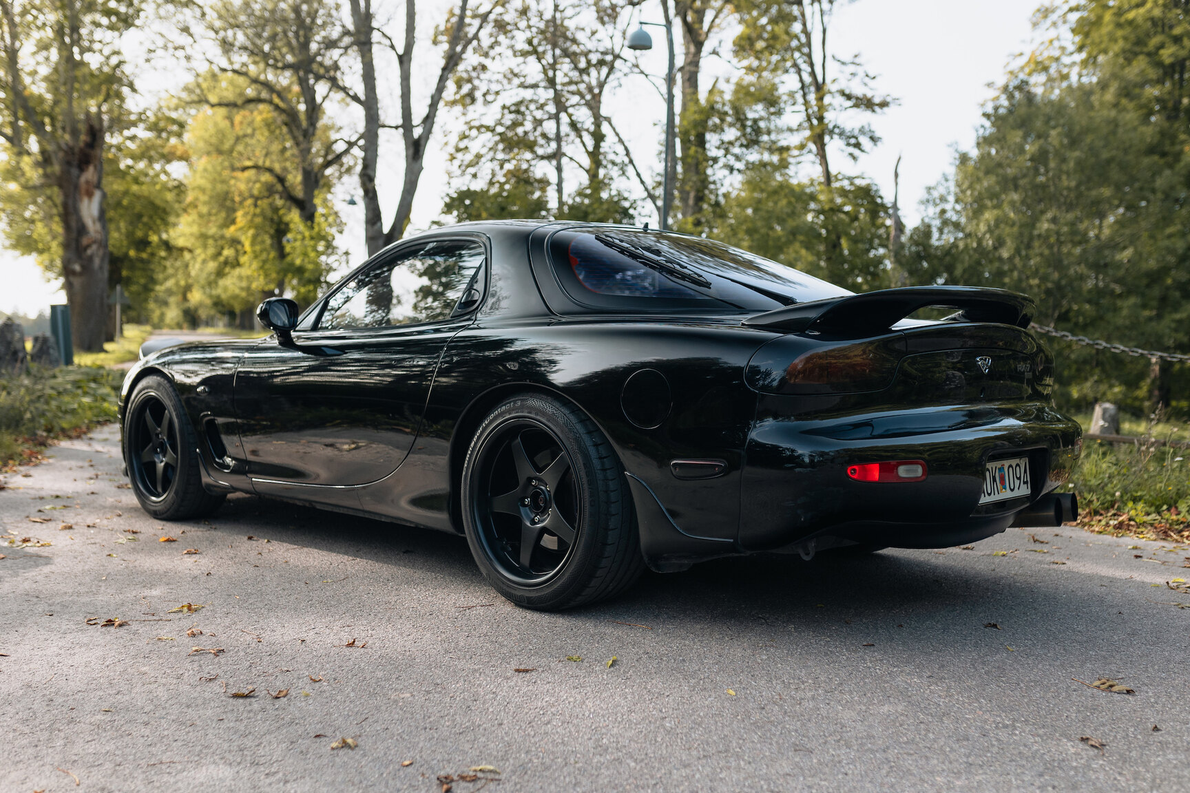 Exteriörbild på 1994 Mazda RX7 (14)