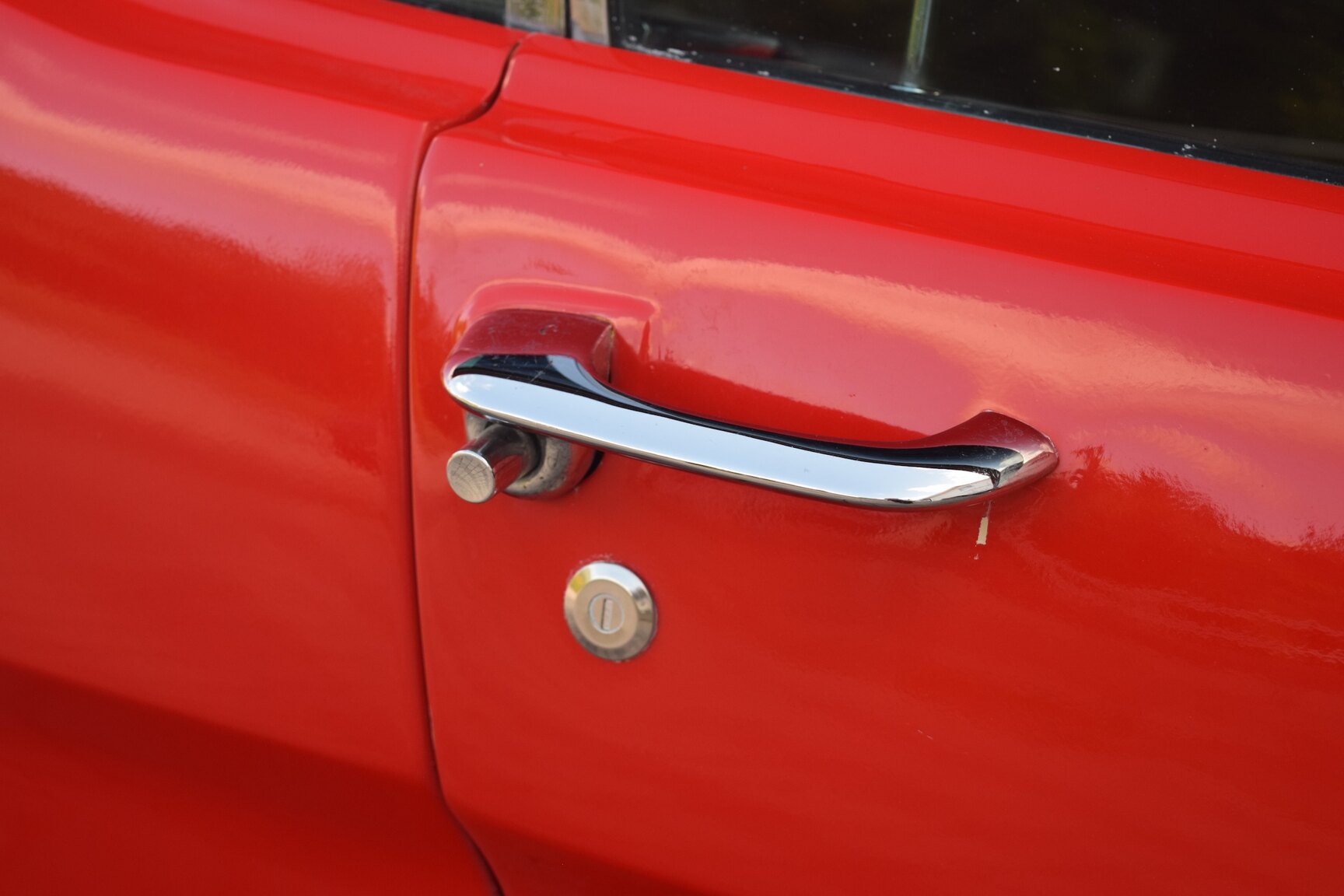 Exterior image of 1965 Ford Mustang 