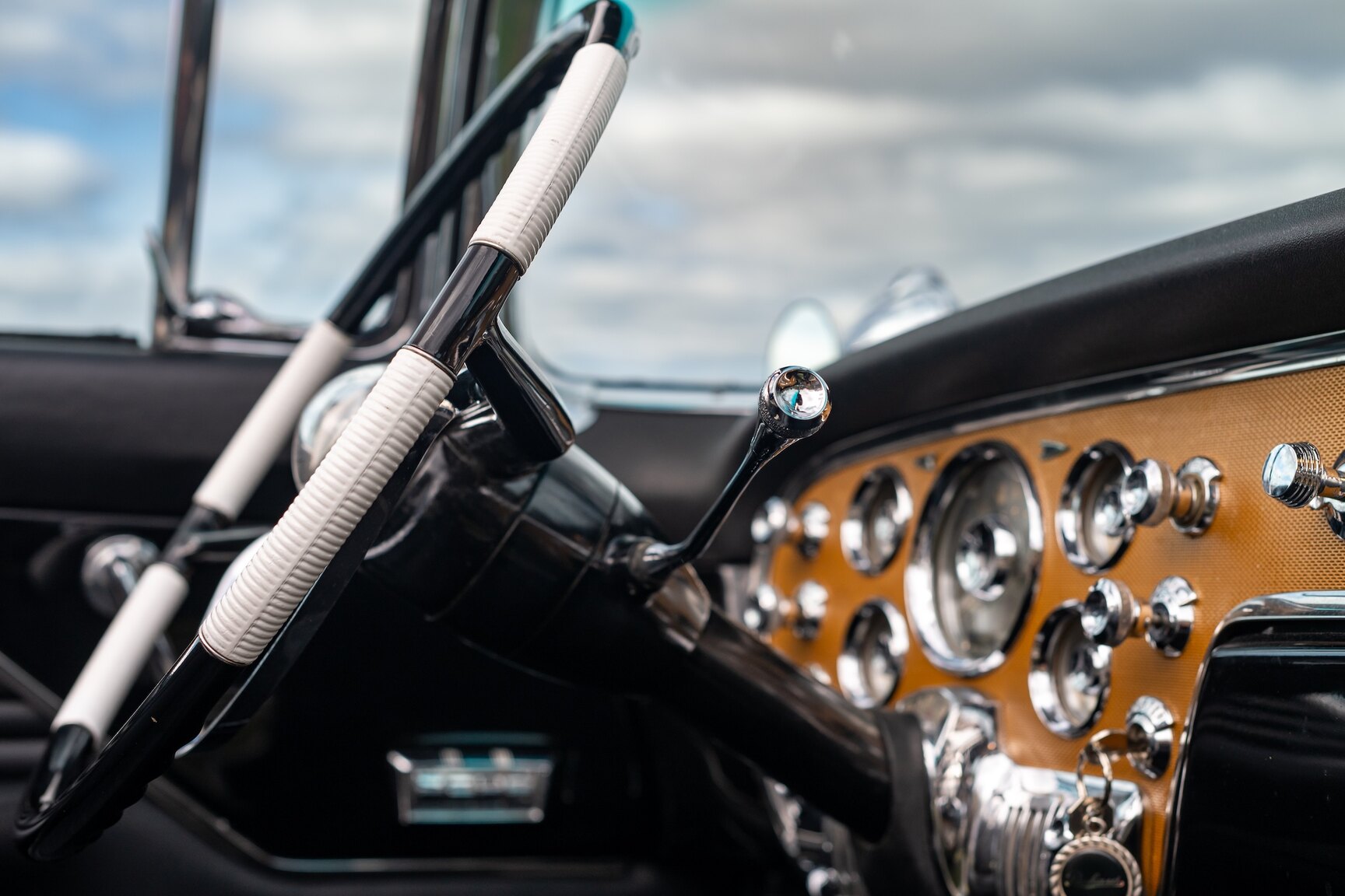 Interior image of 1955 Packard Caribbean Cabriolet  (8)