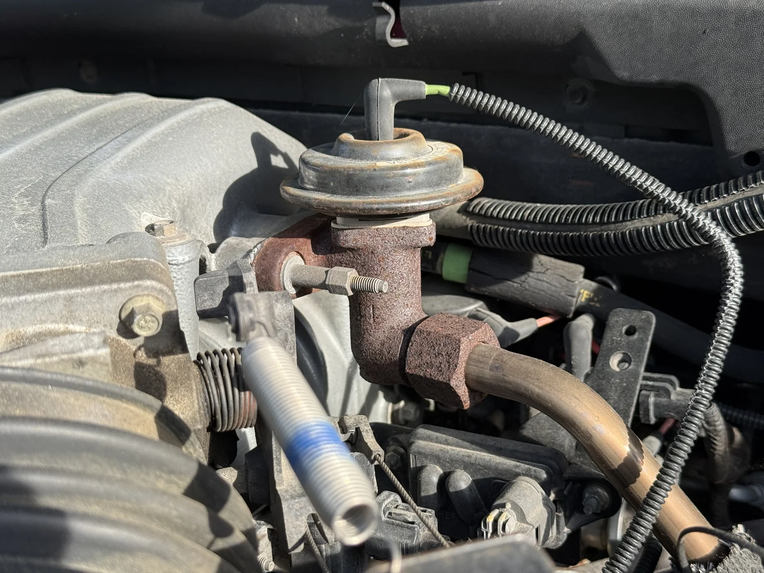Image of 2002 Ford F-150 SVT Lightning mechanics (9)