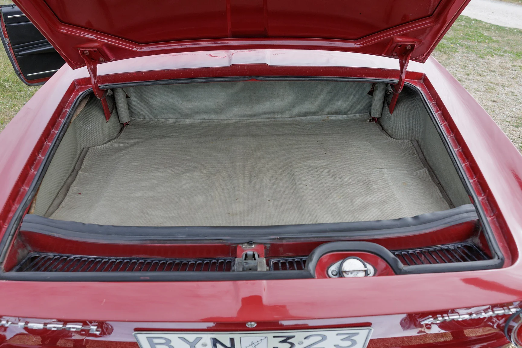 Image of 1968 Volkswagen Typ 34 1600 L Karmann-Ghia mechanics (17)