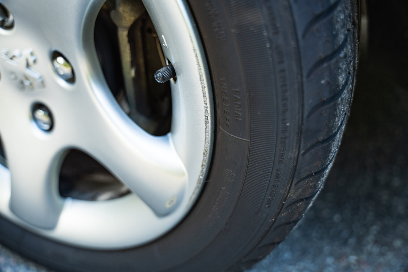 Exterior image of 1997 Peugeot 306 Cabriolet (56)