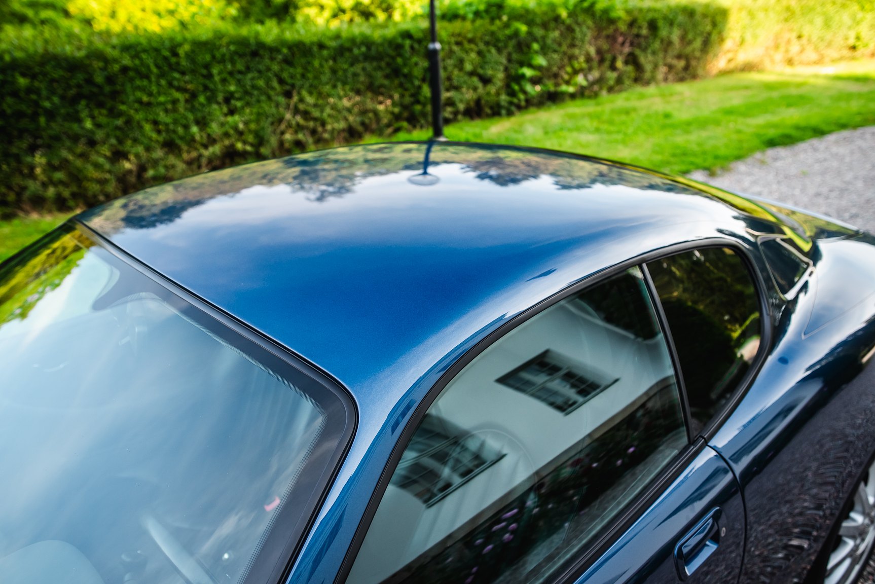 Exterior image of 2000 Maserati 3200 GT