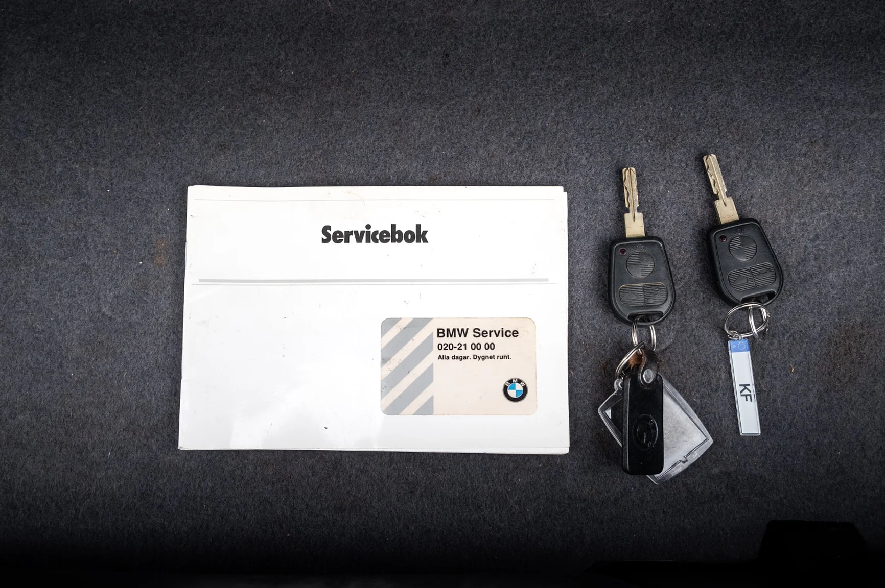 Dokumentation för 1991 BMW 850i (1)