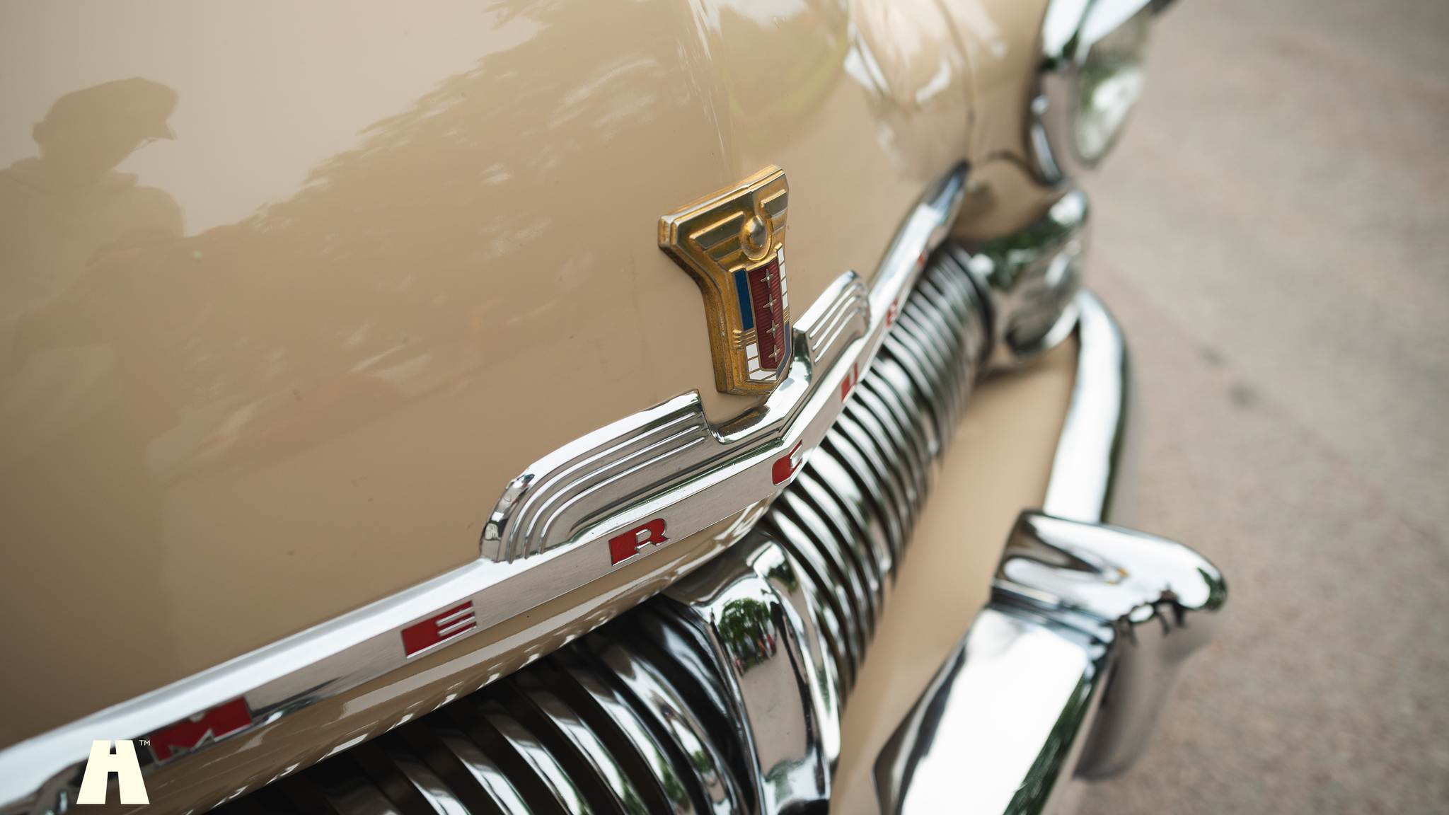 Exterior image of 1950 Mercury Eight Sport Sedan
