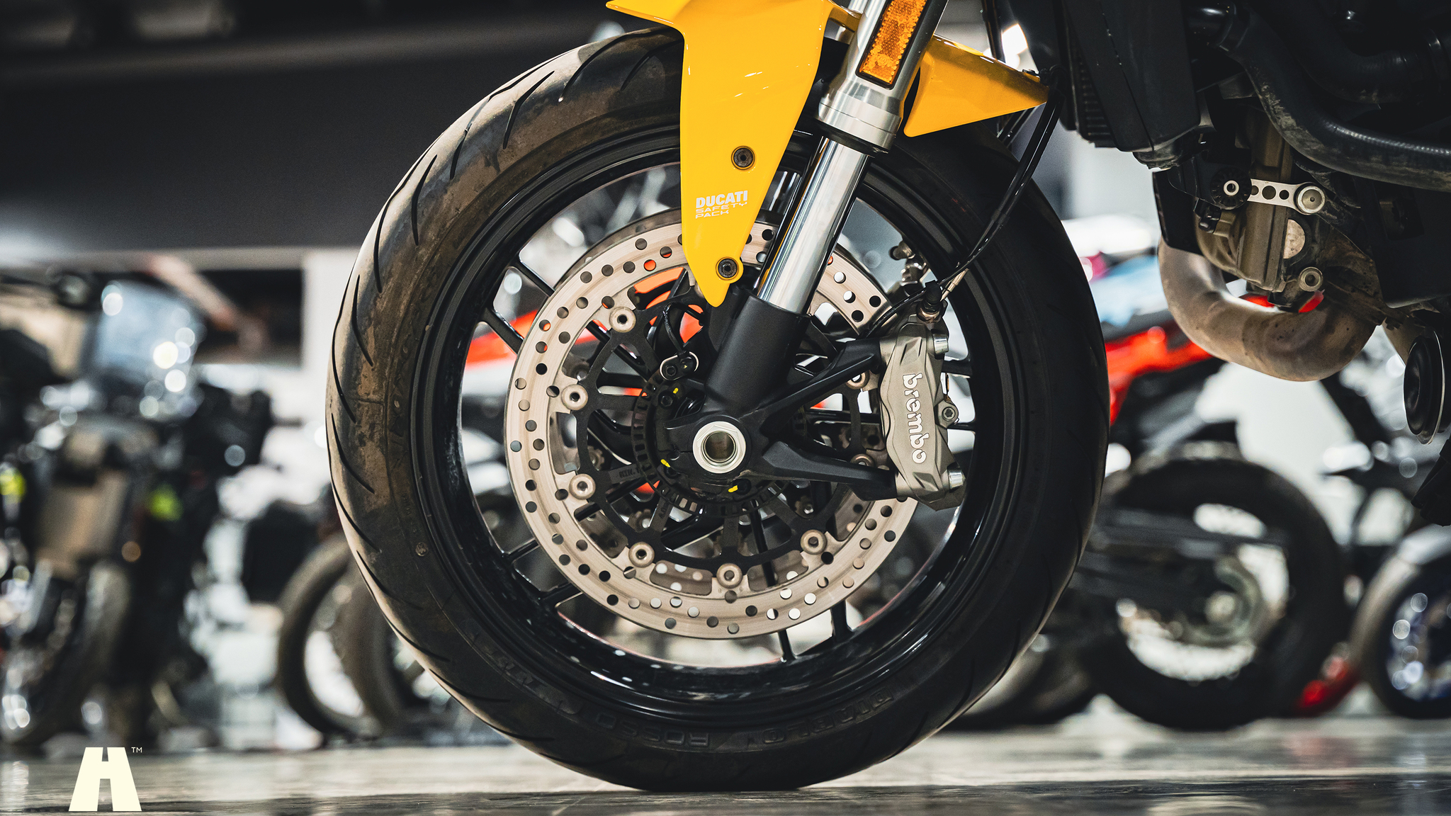 Exterior image of 2018 Ducati Monster 821