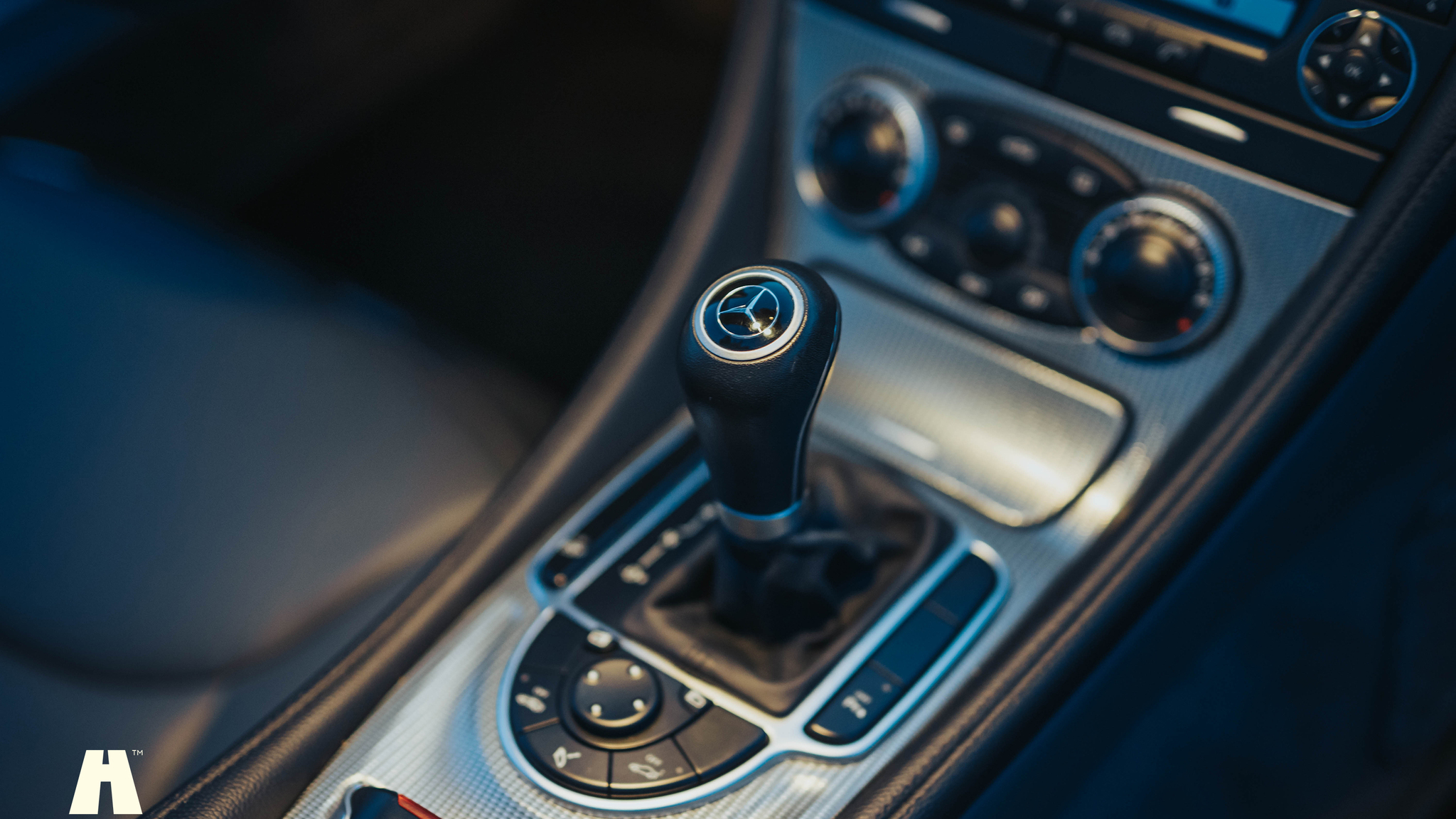 Innenraumfoto von 2006 Mercedes Benz SL350 (15)