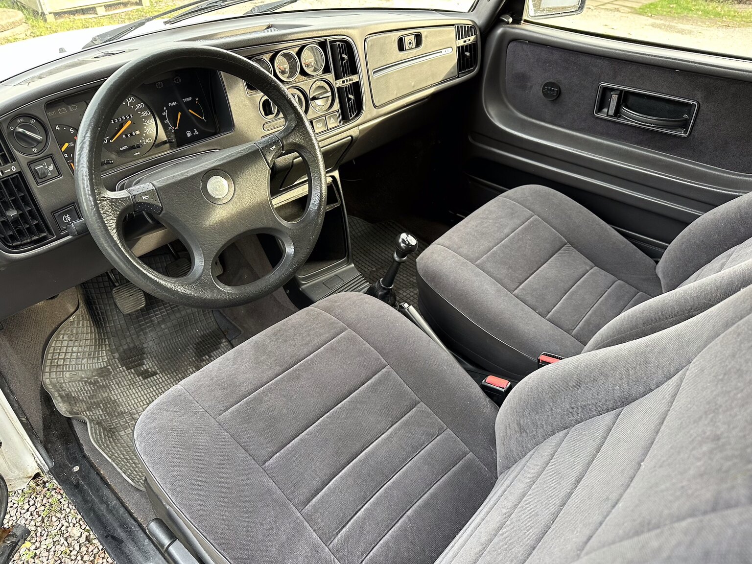 Interiörbild 1991 Saab 900 Turbo