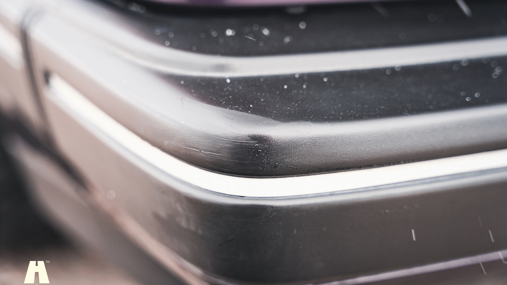 Exterior image of 1995 Volvo 940 SE