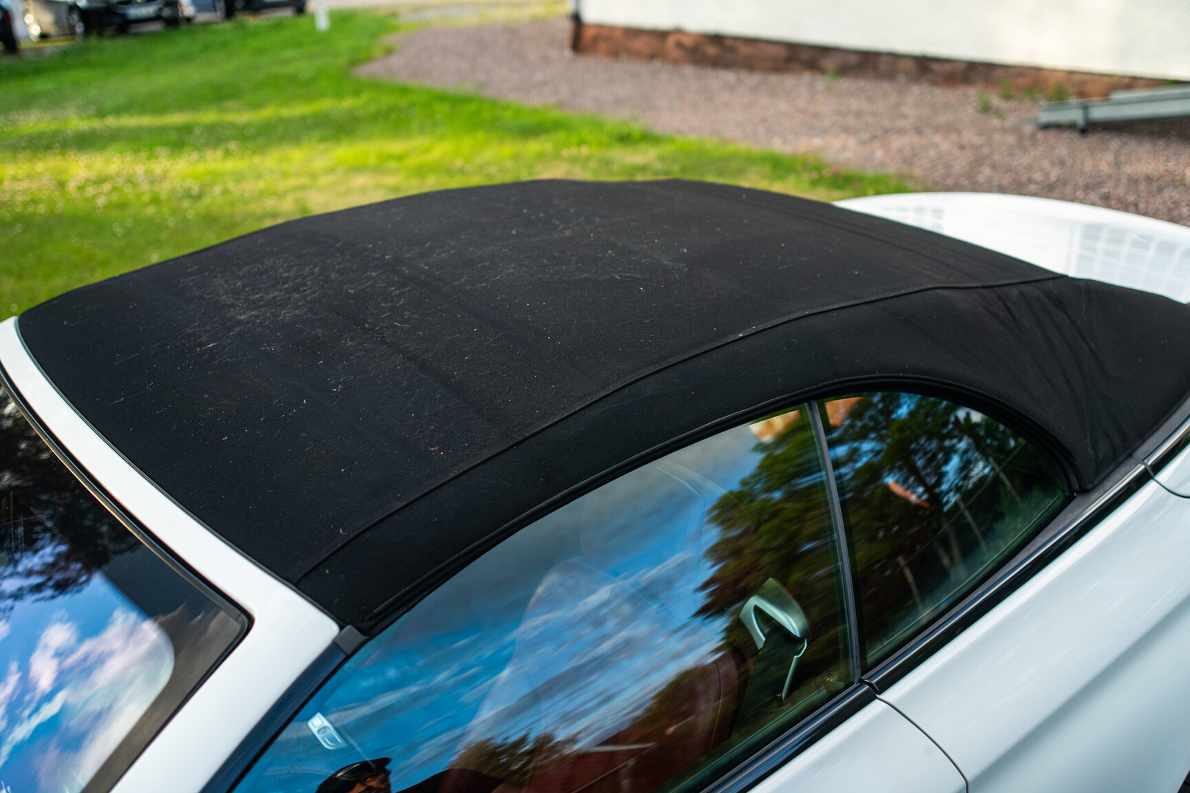 Exteriörbild på 2011 BMW 650i Cabriolet