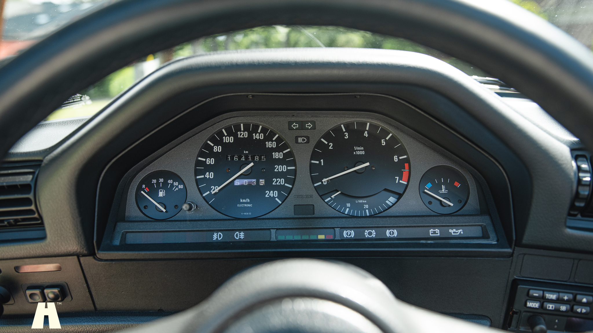 Innenraumfoto von 1990 BMW 320i Cabrio