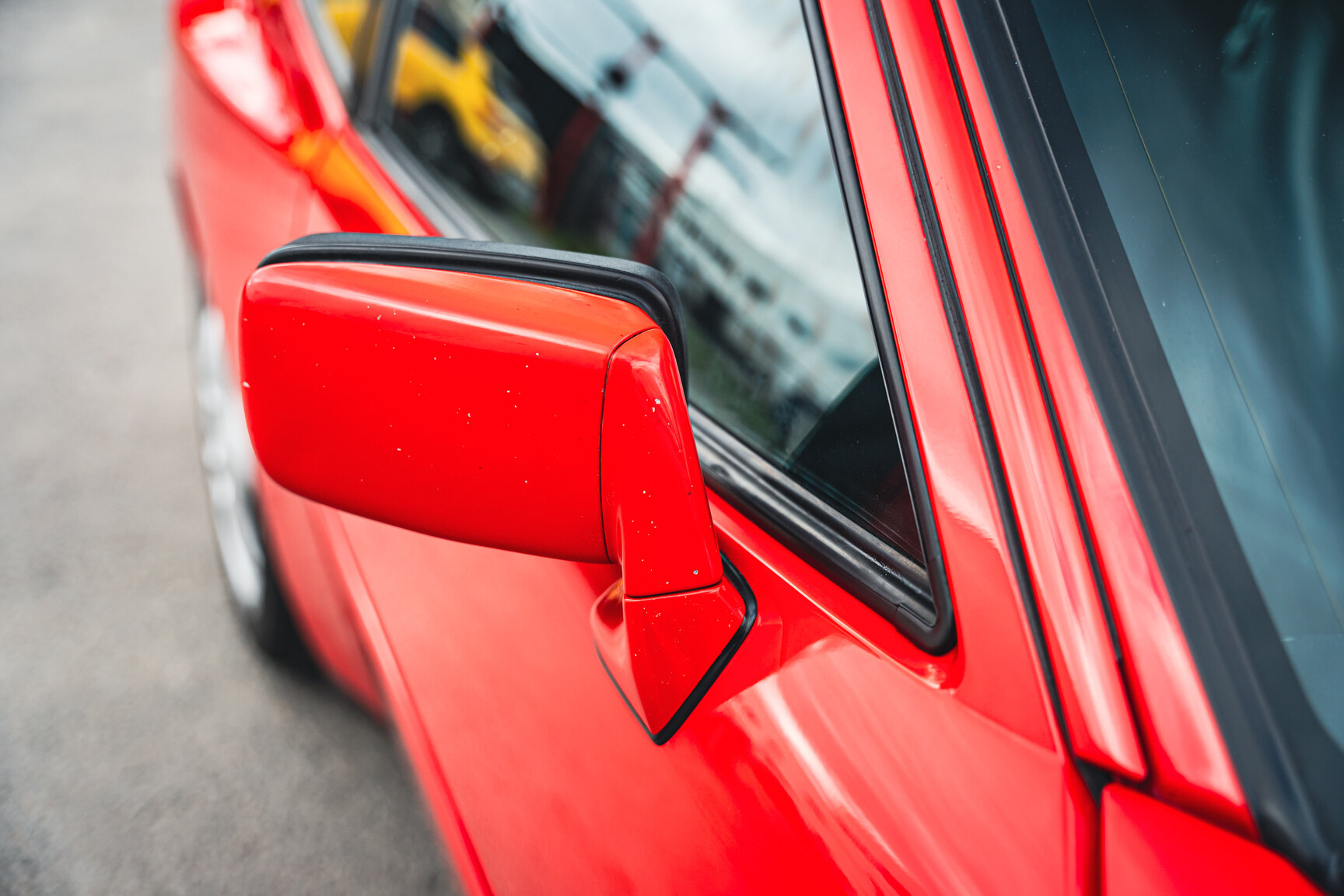 Exterior image of 1990 Porsche 944 Turbo