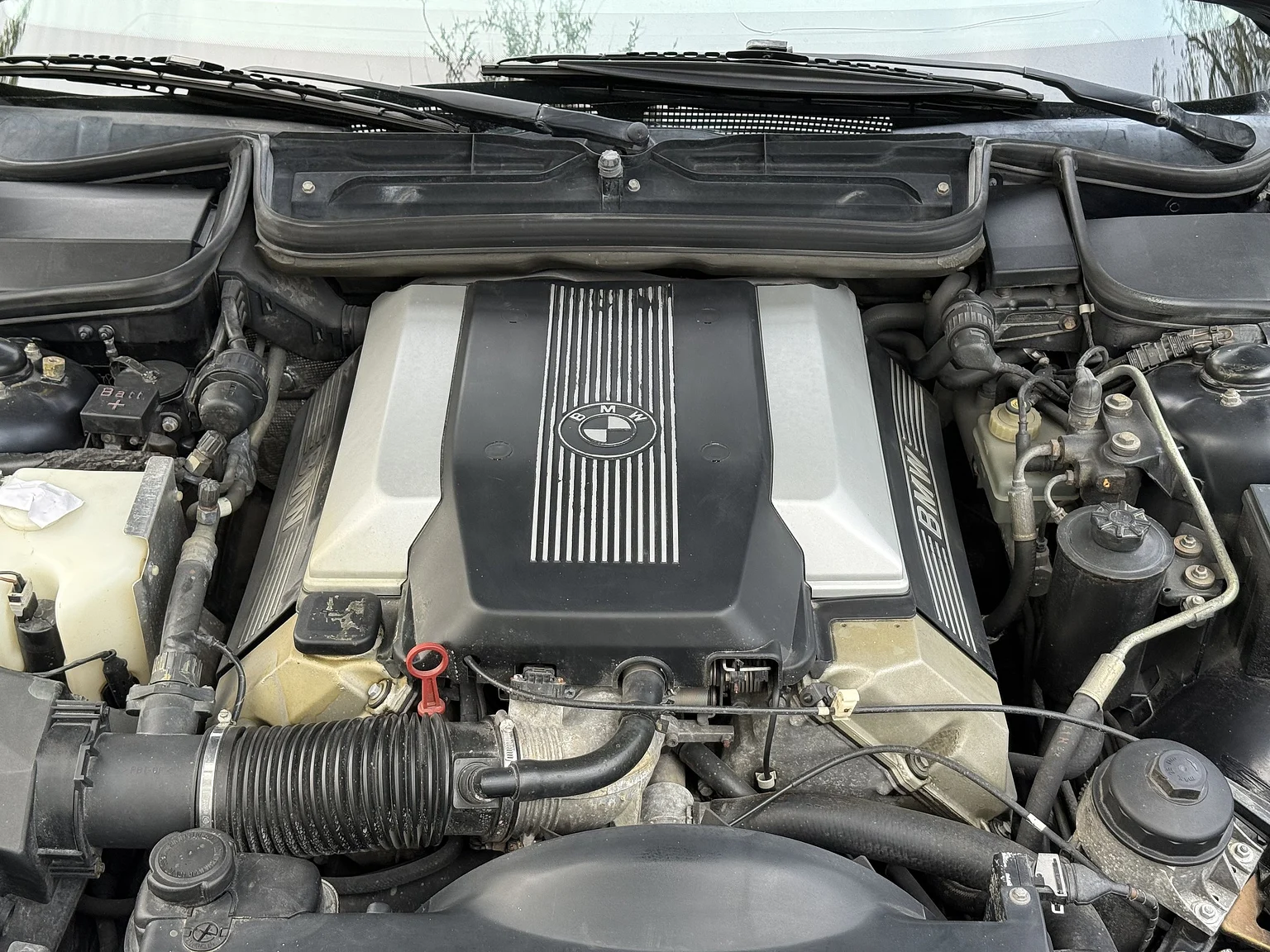 Image of 1994 BMW 840Ci mechanics (3)