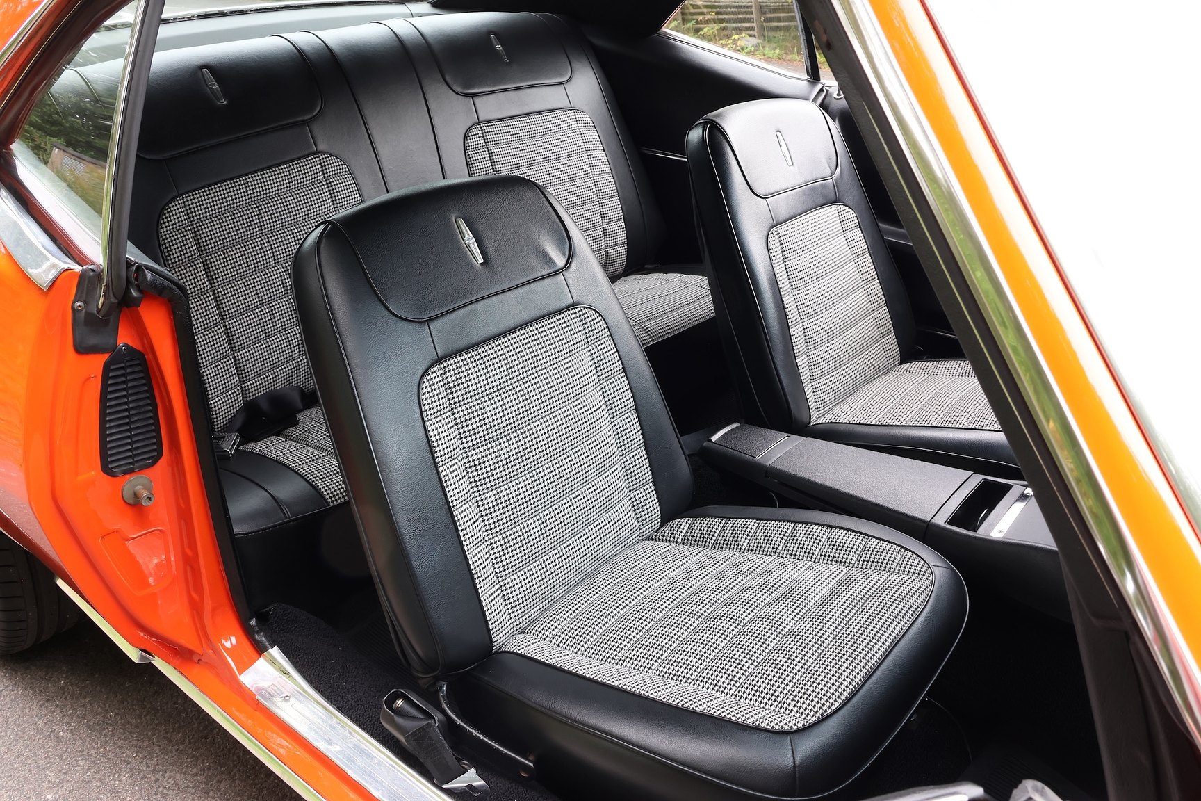 Interior image of 1968 Chevrolet Camaro Pro Touring (21)