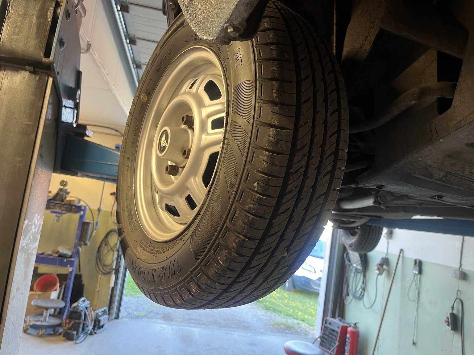 Image of 1983 Volvo 340 mechanics (30)