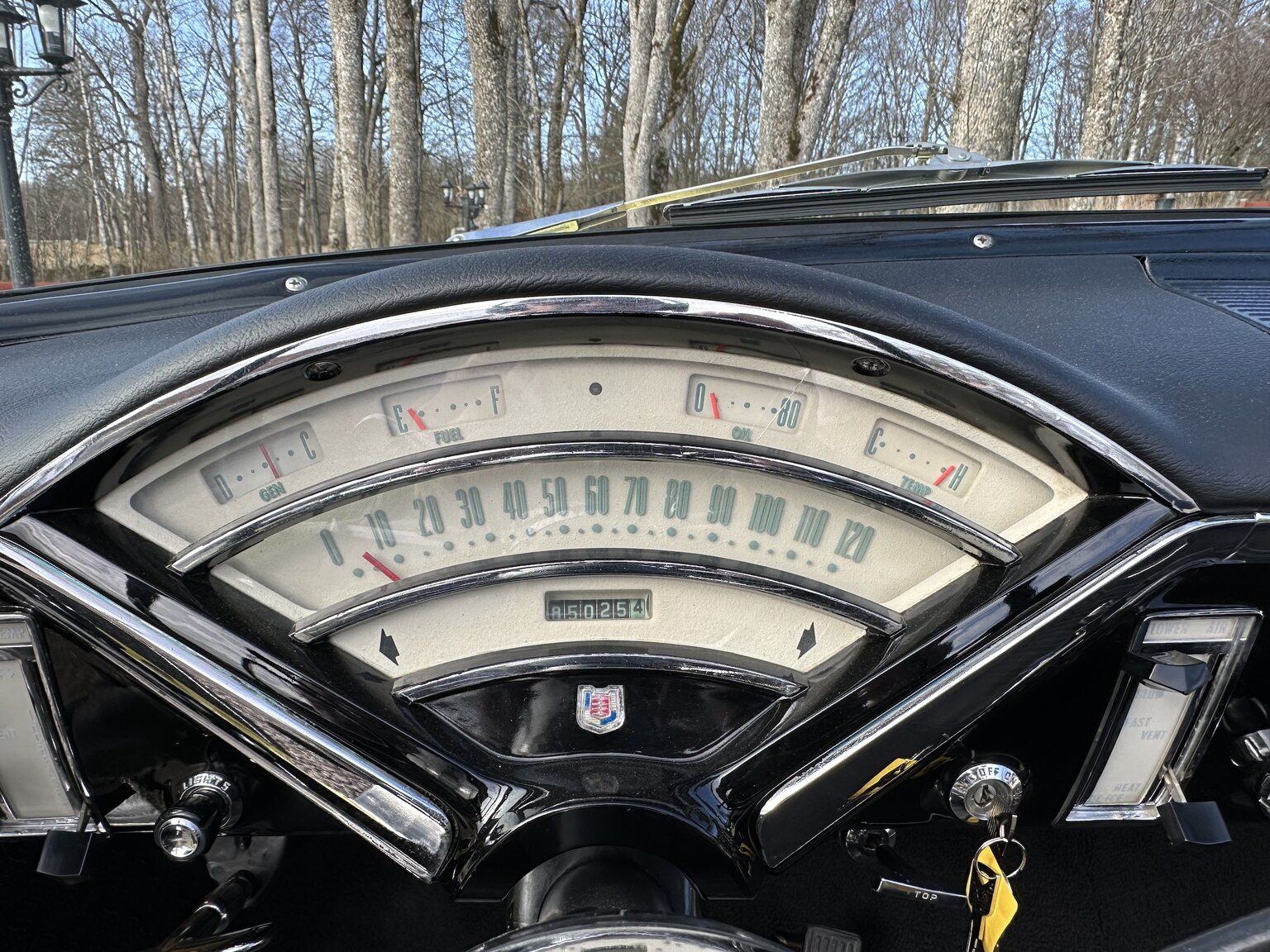 Interiörbild 1955 Mercury Montclair