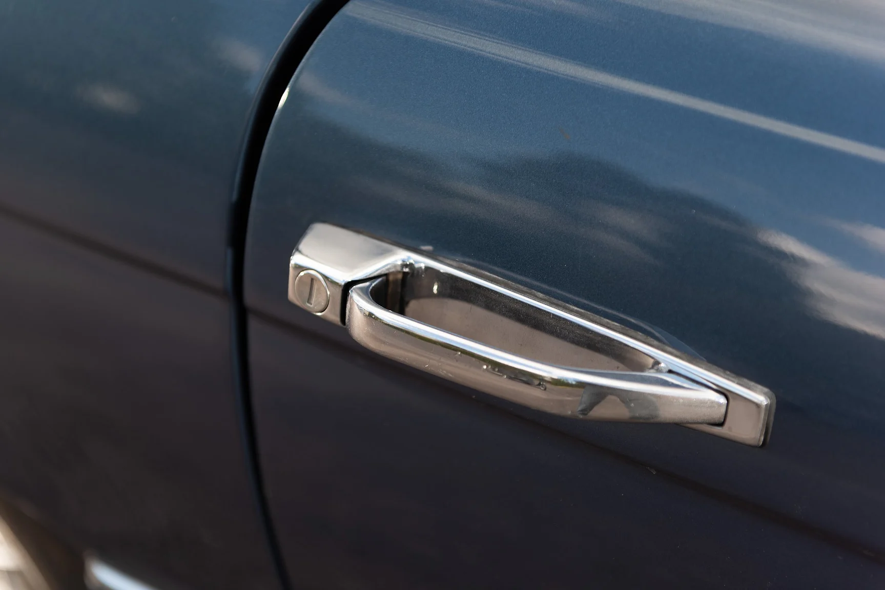 Aussenfoto 1975 Mercedes Benz 350 SL (45)