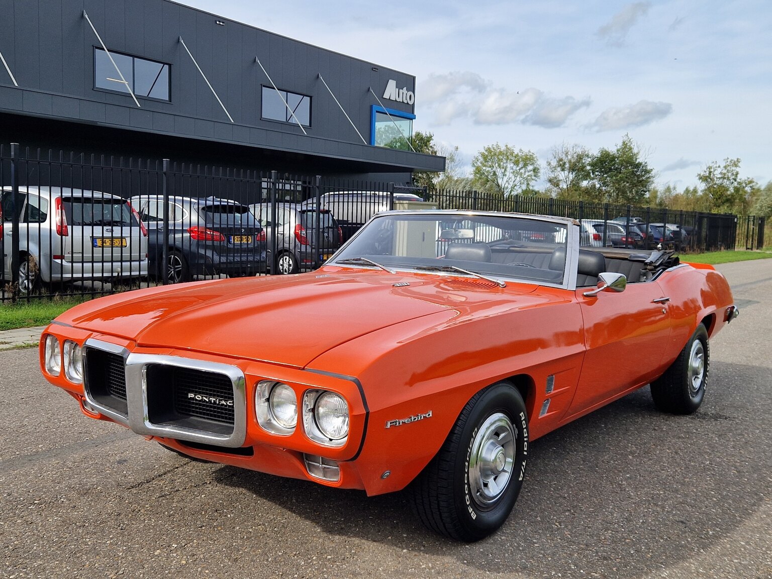 Exteriörbild på 1969 Pontiac Firebird